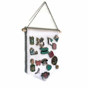 Small Pin display, pin badge display, canvas pennant, enamel pin display, enamel pin holder, pin wall hanging, pin banner, wall pennant
