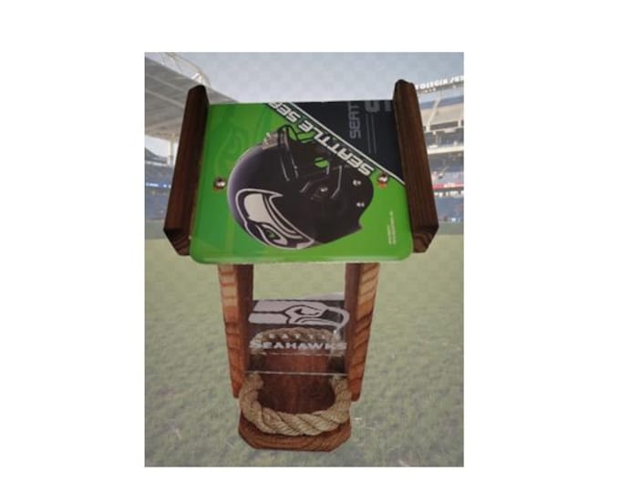 Seattle Seahawks Two-Sided Cedar Bird Feeder (SI Series)