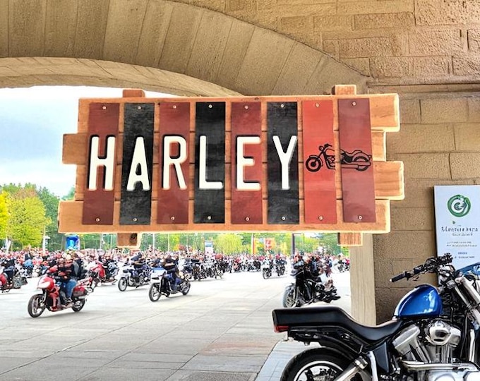 Harley  Strip Sign
