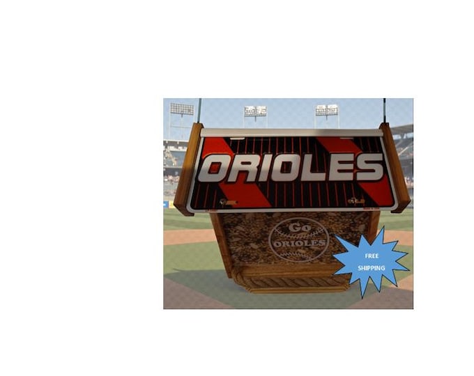 Baltimore Orioles Deluxe two-sided cedar bird feeder (SB Series)