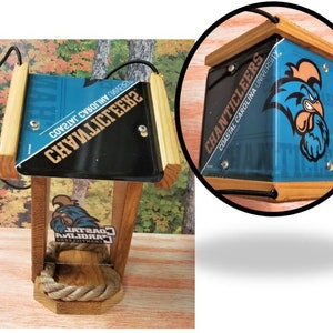 Coastal Carolina Two-Sided Cedar Bird Feeder (SI Series)