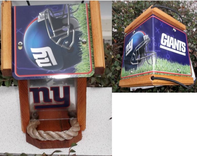 NY Giants Two-Sided Cedar Bird Feeder