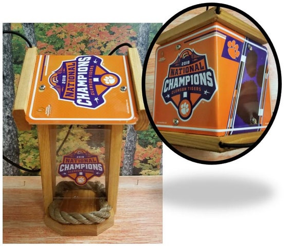 CLEMSON CHAMPIONSHIP CEDAR BIRD FEEDER