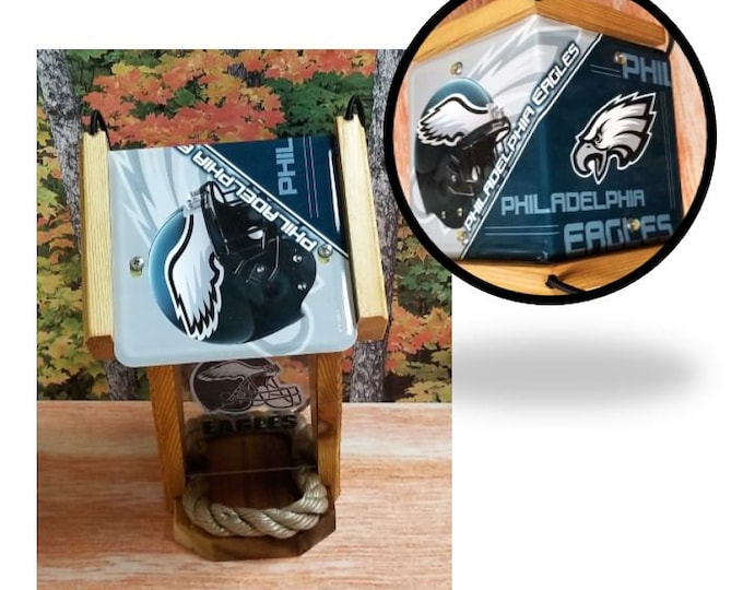 Philadelphia Eagles Two-Sided Cedar Bird Feeder (SI series)