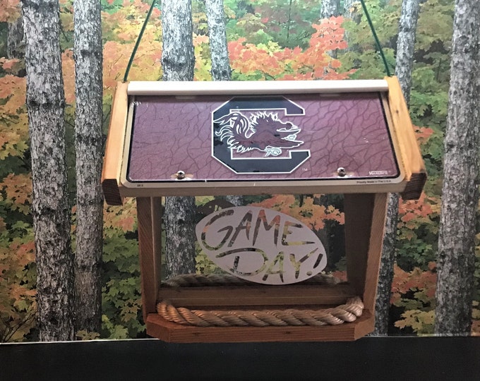 Gamecocks Deluxe Cedar Two Sided Bird Feeder