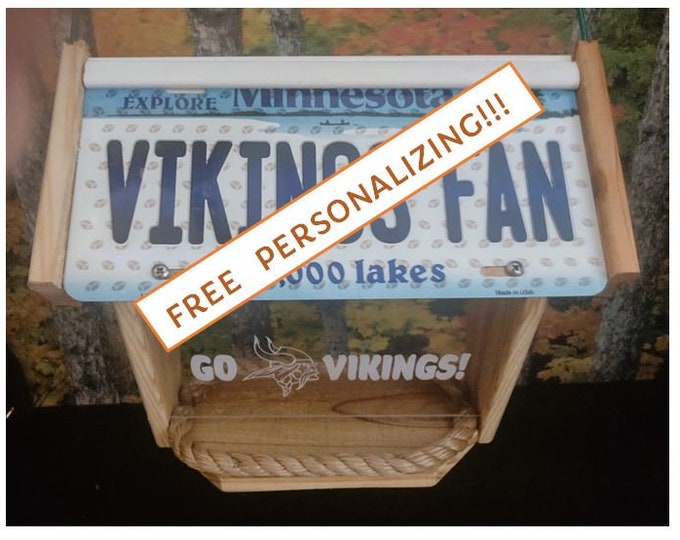 Minnesota Vikings Fan License Plate Deluxe Cedar Two-Sided Bird Feeder