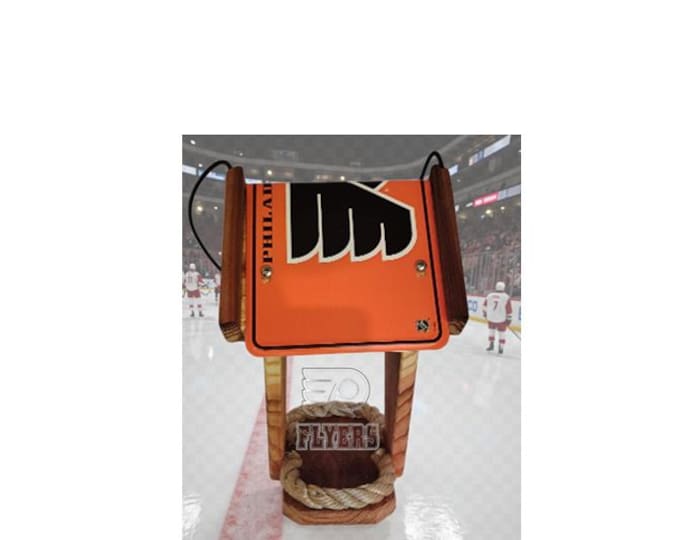 Philadelphia Flyers Two-Sided Cedar Bird Feeder