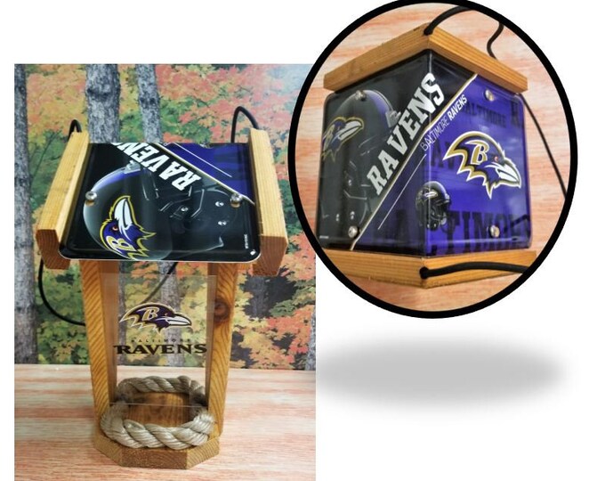 Baltimore Ravens Two-Sided Cedar Bird Feeder (SI series)