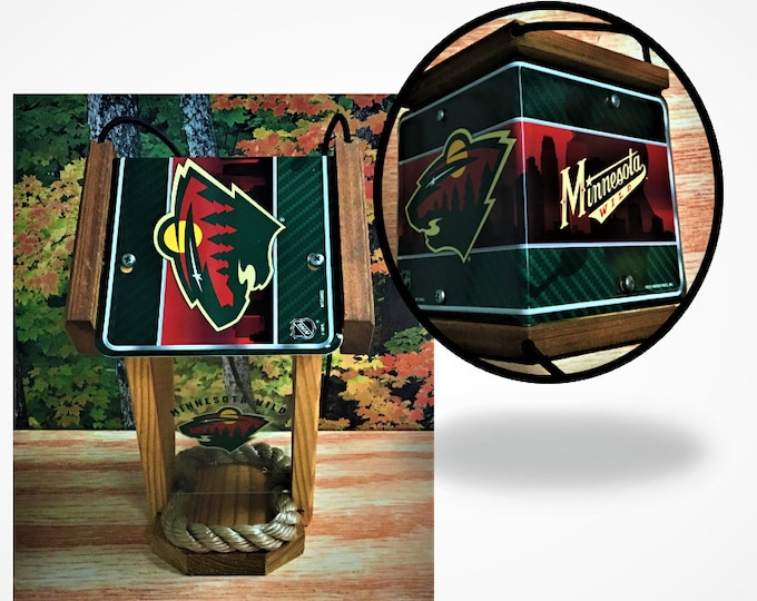 Minnesota Wild Two-Sided Cedar Bird Feeder