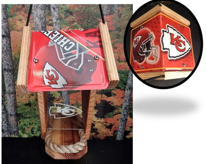 Kansas City Chiefs Two-Sided Cedar Bird Feeder (SI series)