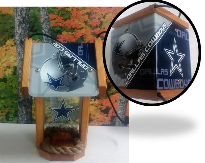 Dallas Cowboys Two-Sided Cedar Bird Feeder (SI series)