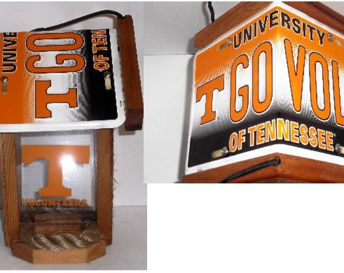 Tennessee University Volunteers Two-Sided Cedar Bird Feeder