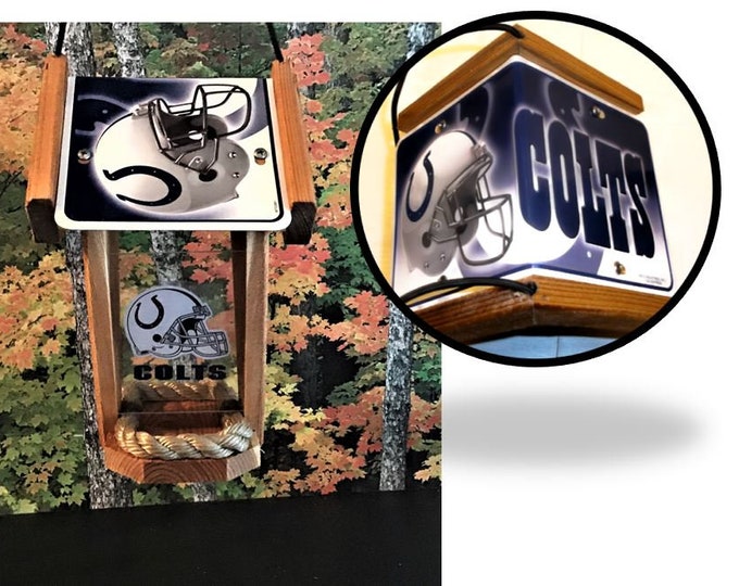 Indianapolis Colts Two-Sided Cedar Bird Feeder