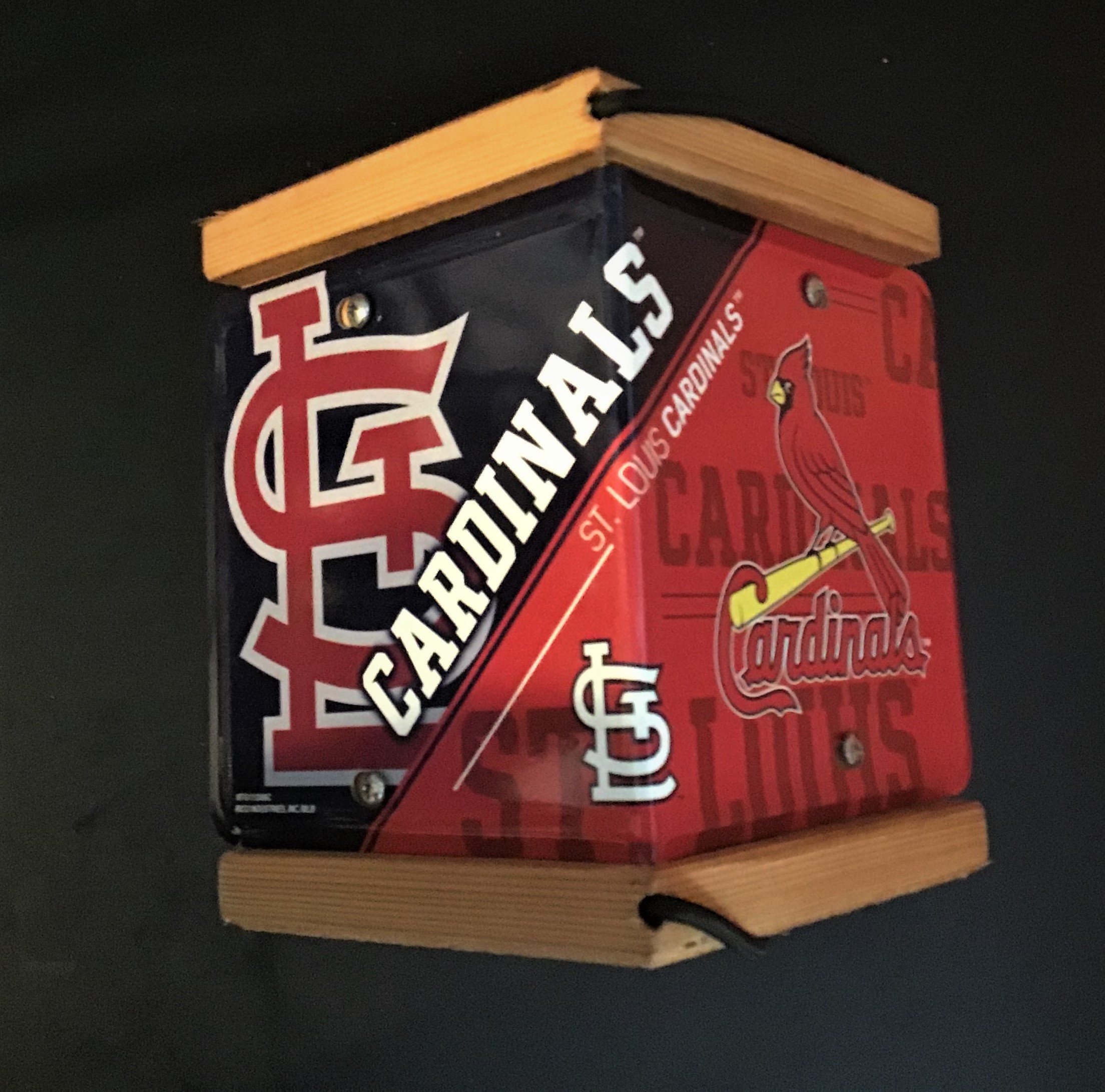 St. Louis Cardinals TwoSided Cedar Bird Feeder (SI Series)