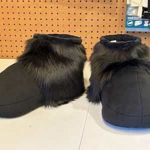 Custom outdoor fursuit hooves