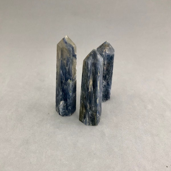 Blue Kyanite Crystal Stone Point for Third Eye Development, Spiritual Connection, Clearing Energy, Crystal Grids, Angelic Connection