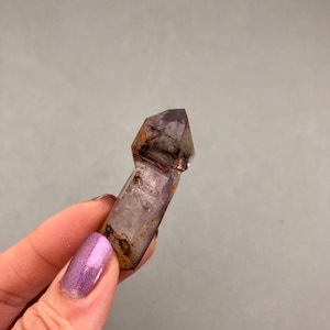 Shangaan Amethyst Natural Scepter Crystal Point Crystal Curio Metaphysical Stone Crown Chakra Amethyst Smoky Quartz Specimen Collectors Item