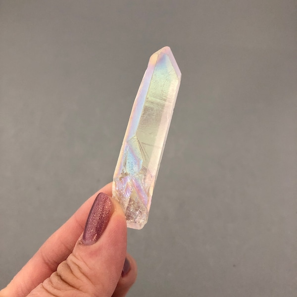 Rough Angel Aura Quartz Point (Available in 2 Sizes) - for Crafts, Wire Wrapping, DIY Projects, Happiness, Auric Lightbody, Metaphysical
