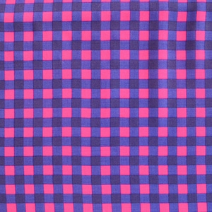 Viscosa a quadretti blu e fucsia