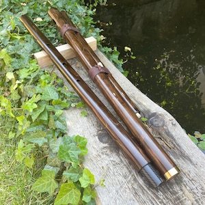 Pida la fujara G de 175 cm (68 pulgadas) en dos piezas. Tras la compra, me pondré en contacto con usted. Precio de la fujara: www.myfujara.com/nastroje/fujary-skladacie