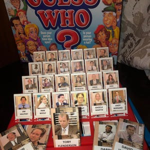 The Office Guess Who Game: Classic Edition - PHYSICAL GAME INCLUDED!