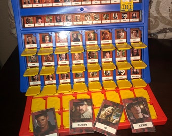 Personaggi del gioco Supernatural Guess Who - Versione fisica del gioco 2.0 - GIOCO FISICO INCLUSO