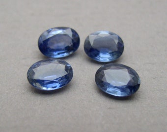 Blue sapphire, oval faceted, 4 pcs. ca. 3.95 ct