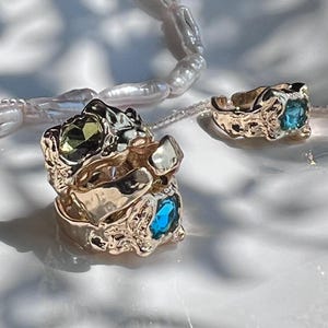 14K Gold Plated Glass Stone Ring: Adjustable Textured Band, US 6-8