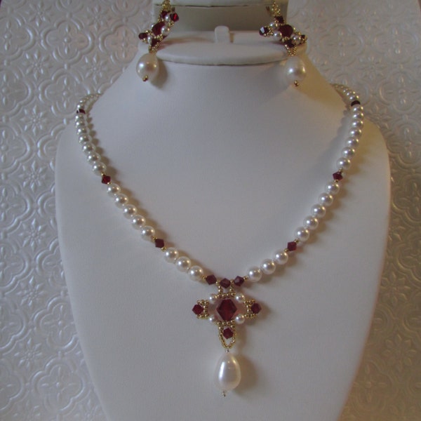 Tudor Stone Necklace