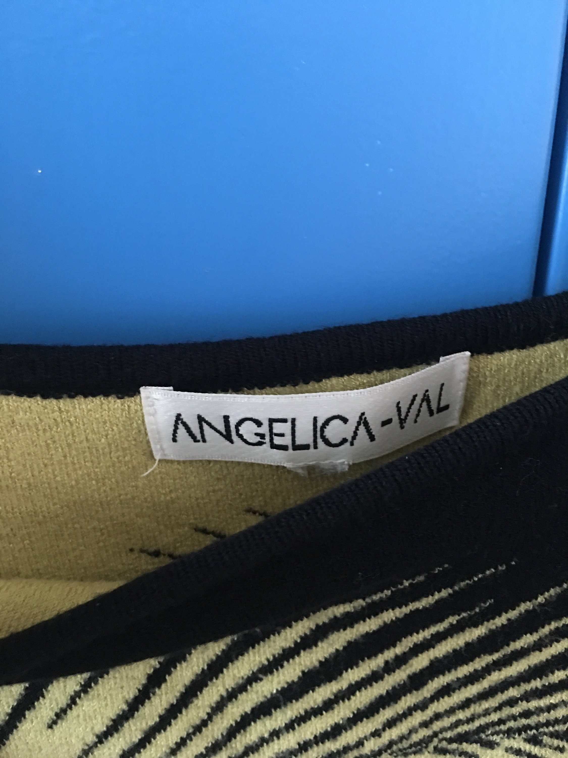 Buy Vintage 90s Angelica-val Yellow-green & Black Crop Top, Sweater ...