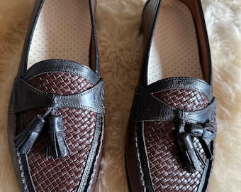 Vintage Johnston & Murphy Burgendy, Black Weave Tassel Leather Slip-On Loafers 9M Made in Italy 9M