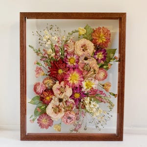 Bouquet Preservation Wedding Frame