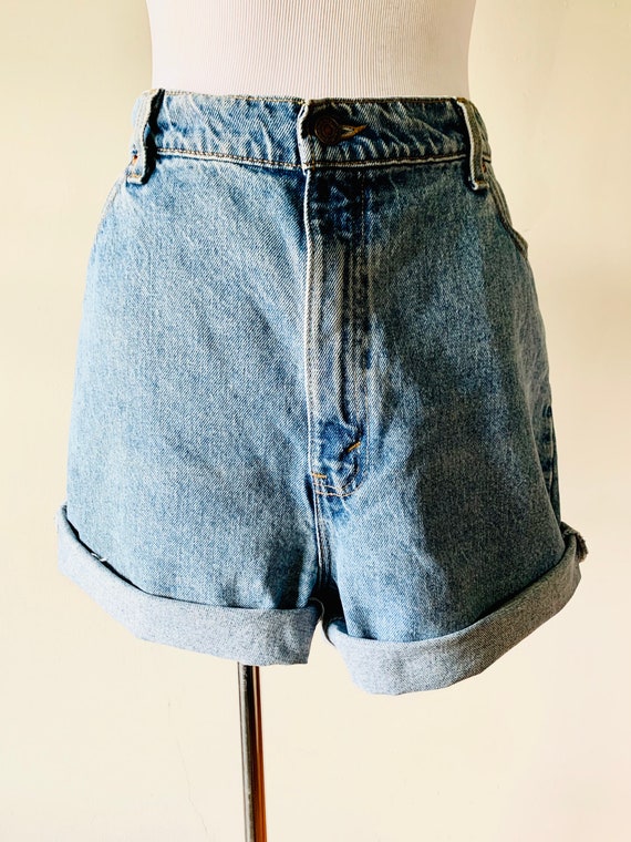 Levis 522 Jean Shorts // sz 18