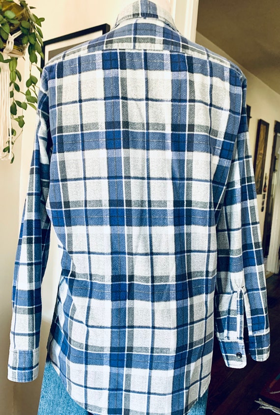 Vintage Plaid Flannel // Medium - image 4