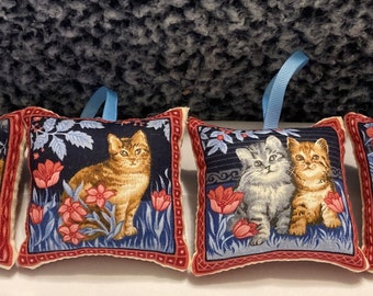 Set of 4 Soft Pillow Cat Ornaments Kittens and Flowers