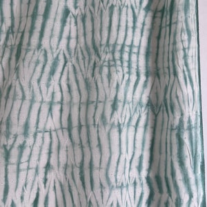 Grüner Stoff, Shibori Stoff, Indischer Stoff, Tie & Dye, Indischer Stoff Baumwollstoff, Baumwoll-Robenstoff, Sommerbaumwolle