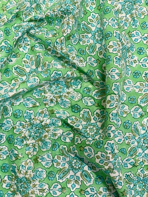 Cambric fabric online clearance