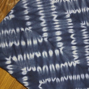 Zig Zag Indigo Shibhori Tie and dye Cotton fabric Indigo cotton Vegetable Natural Dye indigo blue sold by yard womens clothing dresses