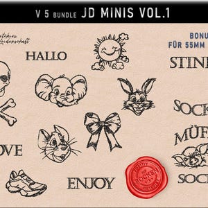 Puede incluir: Un conjunto de 10 diseños de bordado para una máquina de coser. Los diseños incluyen una calavera y huesos cruzados, un elefante, un conejo, un lazo, un ratón, un zapato, un sol, un cerdo y las palabras "Love", "Hallo", "Enjoy", "Stinke", "Socke" y "Muffel".