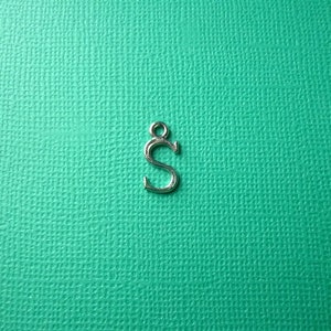 VENTA DE LIQUIDACIÓN: 20 abalorios con la inicial del alfabeto 'S', abalorios del alfabeto, abalorios del alfabeto, abalorios iniciales, abalorios iniciales, personaliza tus joyas