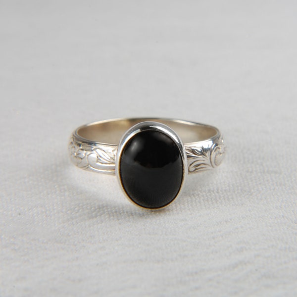 Black Onyx Ring Silver Ring with Stone, Gemstone Ring for Women, Boho Ring, Black Onyx Jewelry