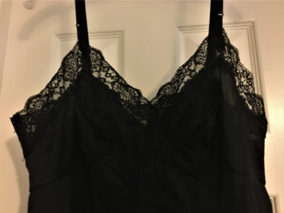 Unbranded Beautiful Black Lots of Lace Short Slip… - image 1