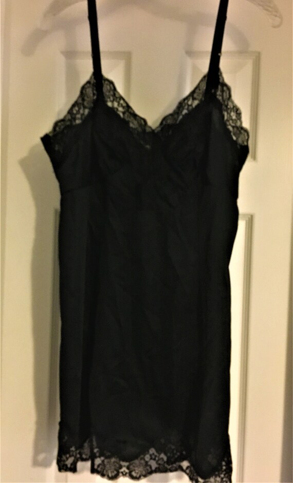 Unbranded Beautiful Black Lots of Lace Short Slip… - image 4