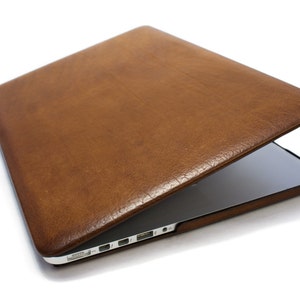 MacBook 12/13/13.6/15/14/16 Hard Top and Bottom leather case made by genuine Italian leather as protection choose Body and Device