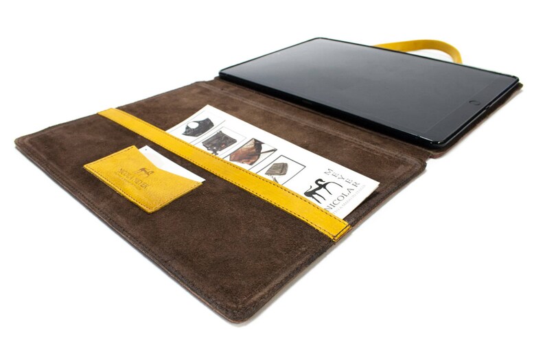 iPad 9.7 2017 code A1822 A1823 PORTFOLIO leather case made by genuine Italian leather as protection choose Body and Accent color image 2