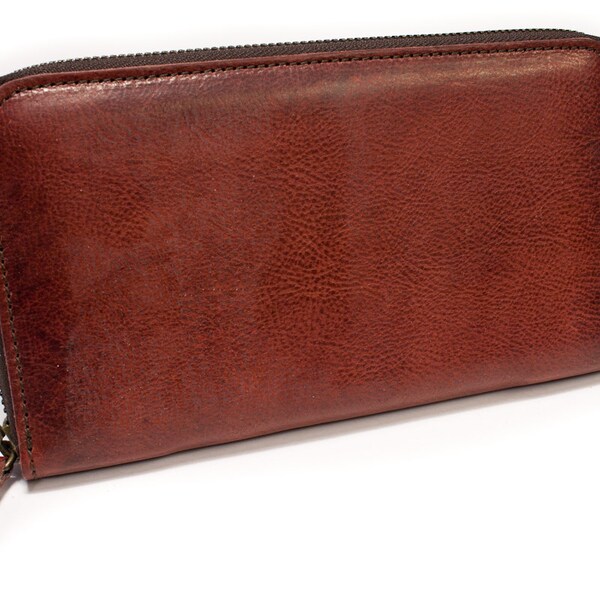 The PERFECT WALLET Iphone 7 and 7 Plus 6 Plus Leather Walllet Genuine Leather Case with Zip fastener made in Tuscany Italy col PRUGNA