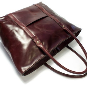 Bolso Cordobés de Concha Genuina TOTE Cuero de Caballo de curtición vegetal ancho 48 cm color Borgoña