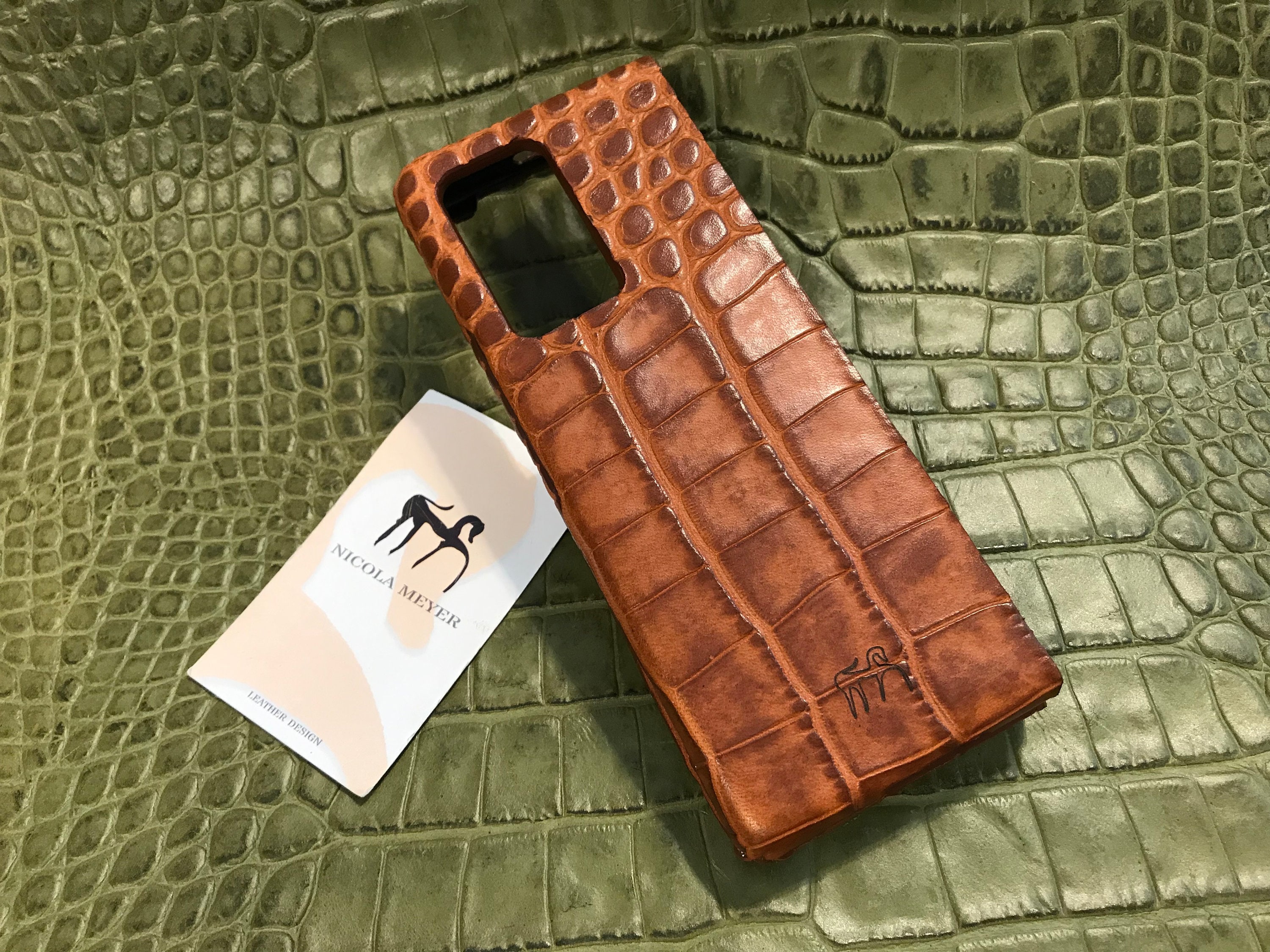 Samsung Galaxy Z FOLD 4/3/2 Calfskin Leather Pritned Alligator Pattern