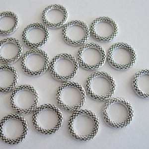 10 Sterling Silver Vintage Open Jump Rings, Fish Pattern Jump Ring