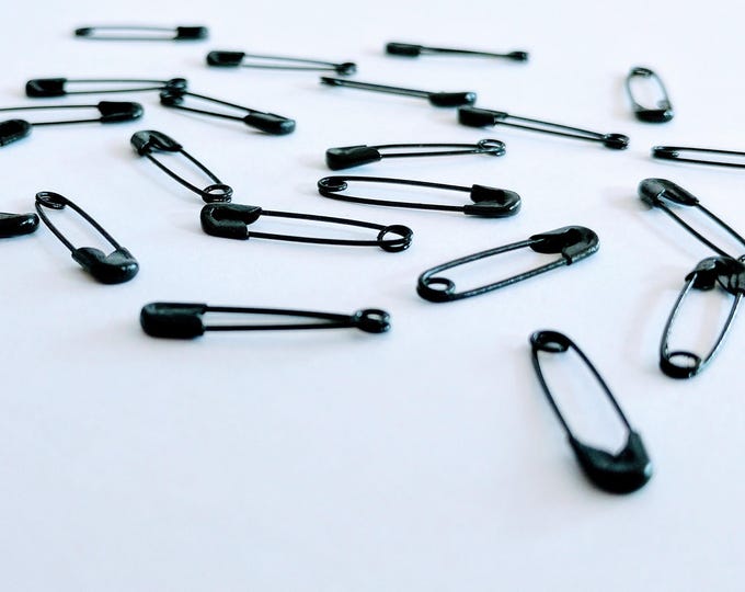 Kwik Klip Tool: Safety Pin Fastener Tool for Pin Basting - Etsy